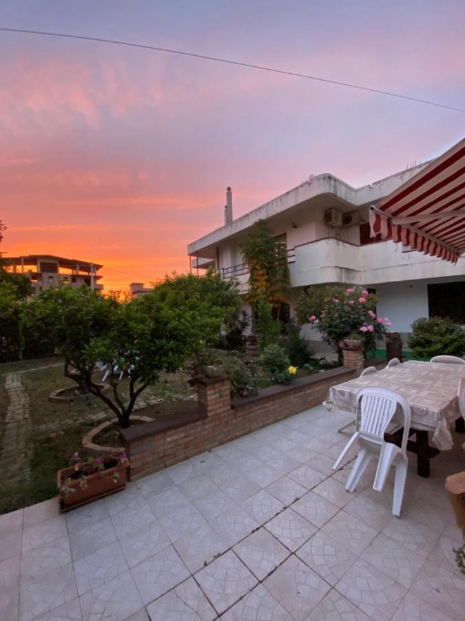 Villa Franca Реджо ди Калабрия Екстериор снимка